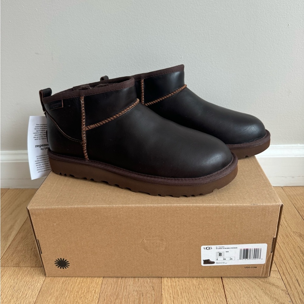 UGG Classic Ultra Mini Leather Regen